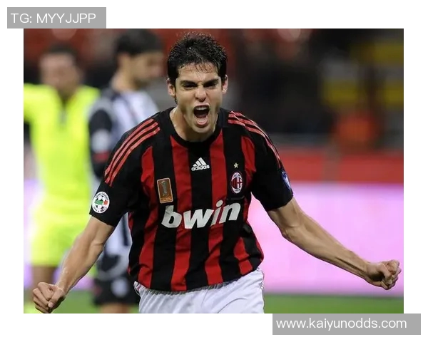 基恩与卡拉格在播客节目中巧遇撞衫引发笑料一脸懵的瞬间