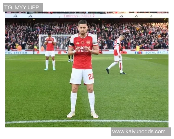 若日尼奥痛批客场草皮糟糕影响比赛表现球不断弹跳难以控制